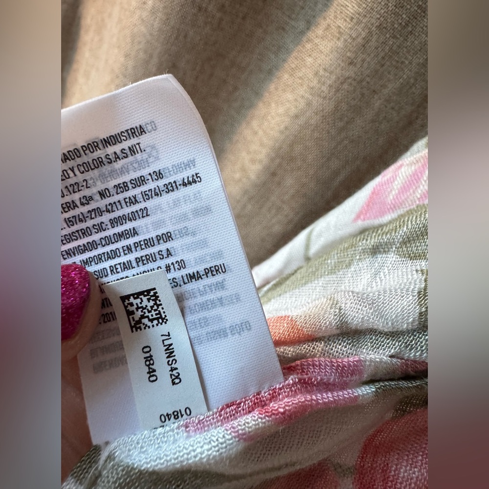 American Eagle Outfitters Floral Shawl - Pink and Olive - Picture 6 of 9